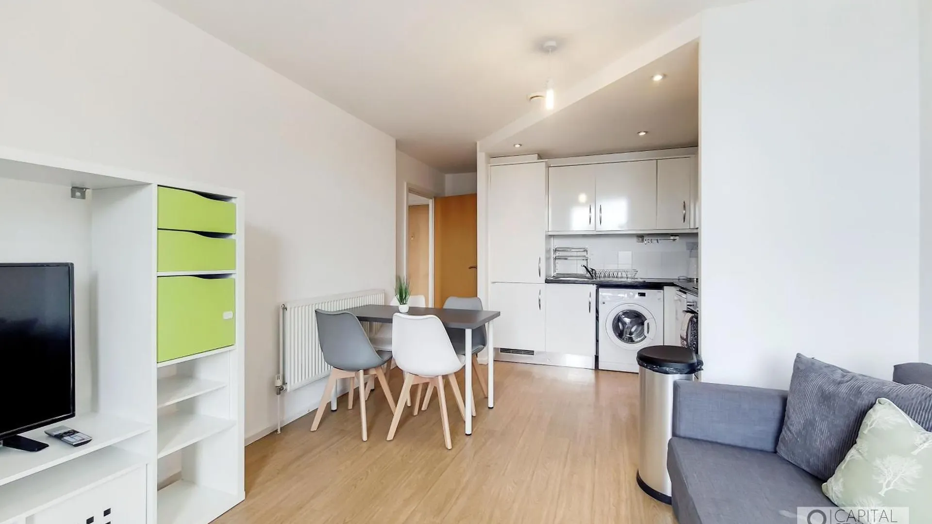 Fully Serviced Two Bed Apartment By Excel & O2 London