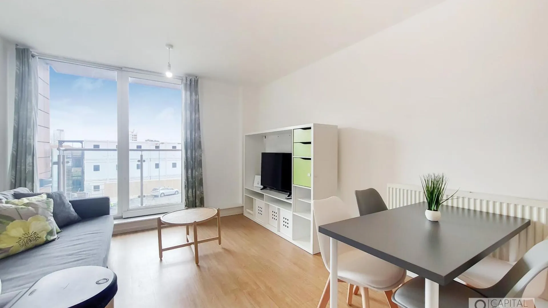 Fully Serviced Two Bed Apartment By Excel & O2 London United Kingdom