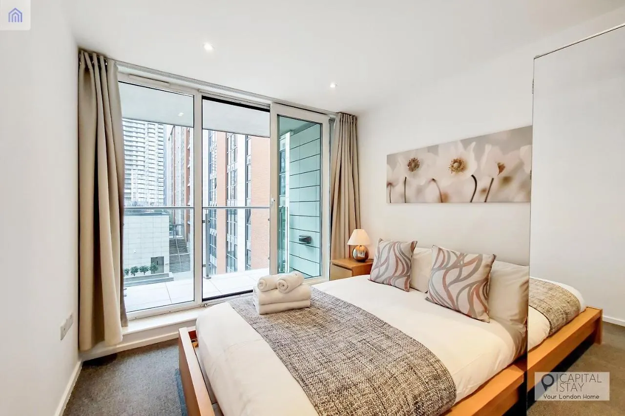 Fully Serviced Two Bed Apartment By Excel & O2 London